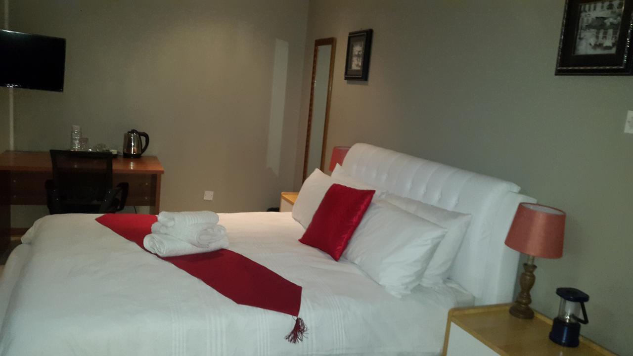 Tintech Bed&Breakfast Francistown Exterior foto