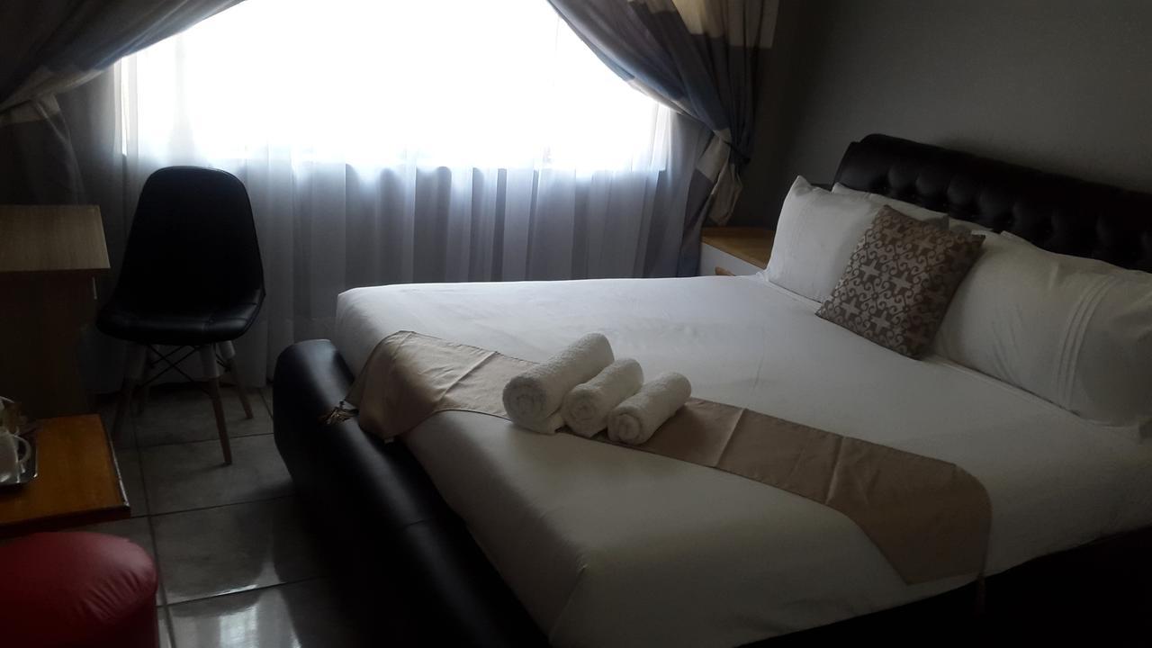Tintech Bed&Breakfast Francistown Exterior foto