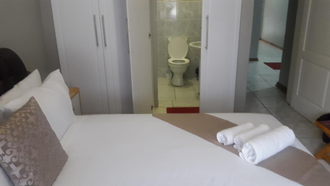 Tintech Bed&Breakfast Francistown Exterior foto