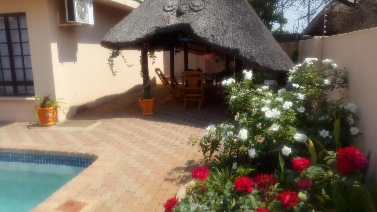 Tintech Bed&Breakfast Francistown Exterior foto